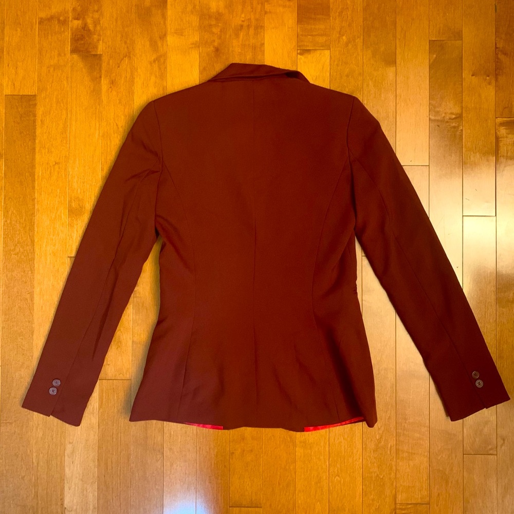 Blazer - Picture 2 of 5
